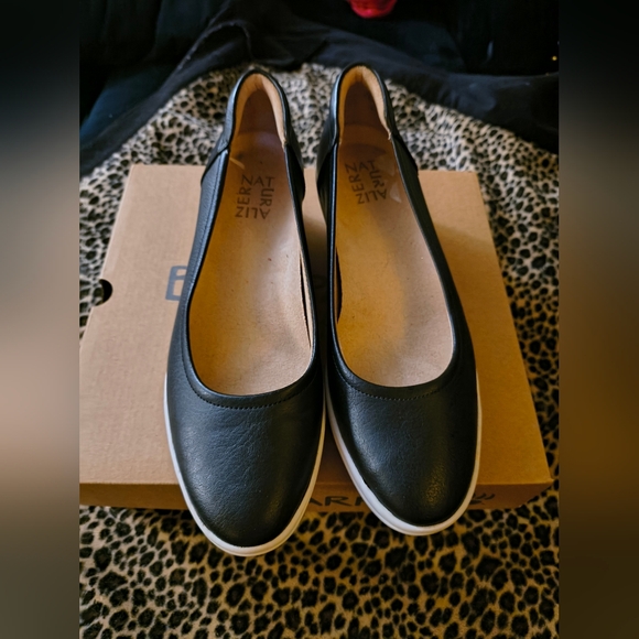 Naturalizer Shoes - Naturalizer Women's Black Leather Espadrilles Blk 7.5